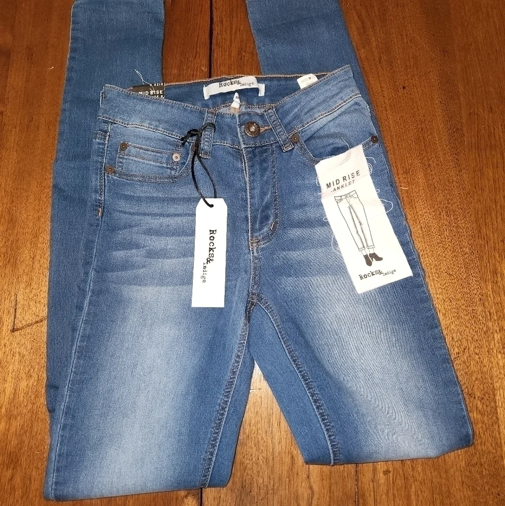 Model Indigo Rocks Rocks & Indigo | Jeans | Nwt Rocks Indigo Skinny Jeans | Poshmark